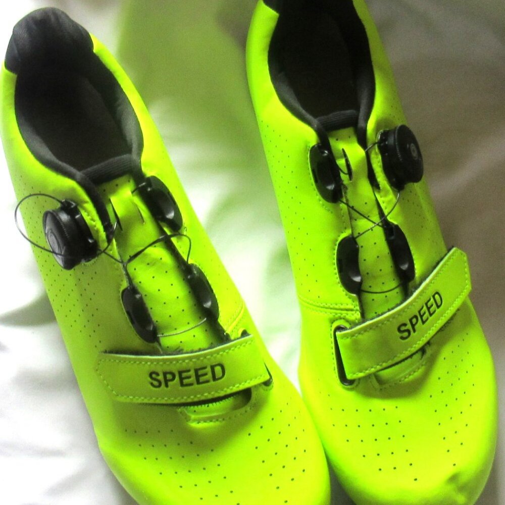 Speed Shoes Men's 11 Athletic Cycling Sneakers Lime Green and Black     D111